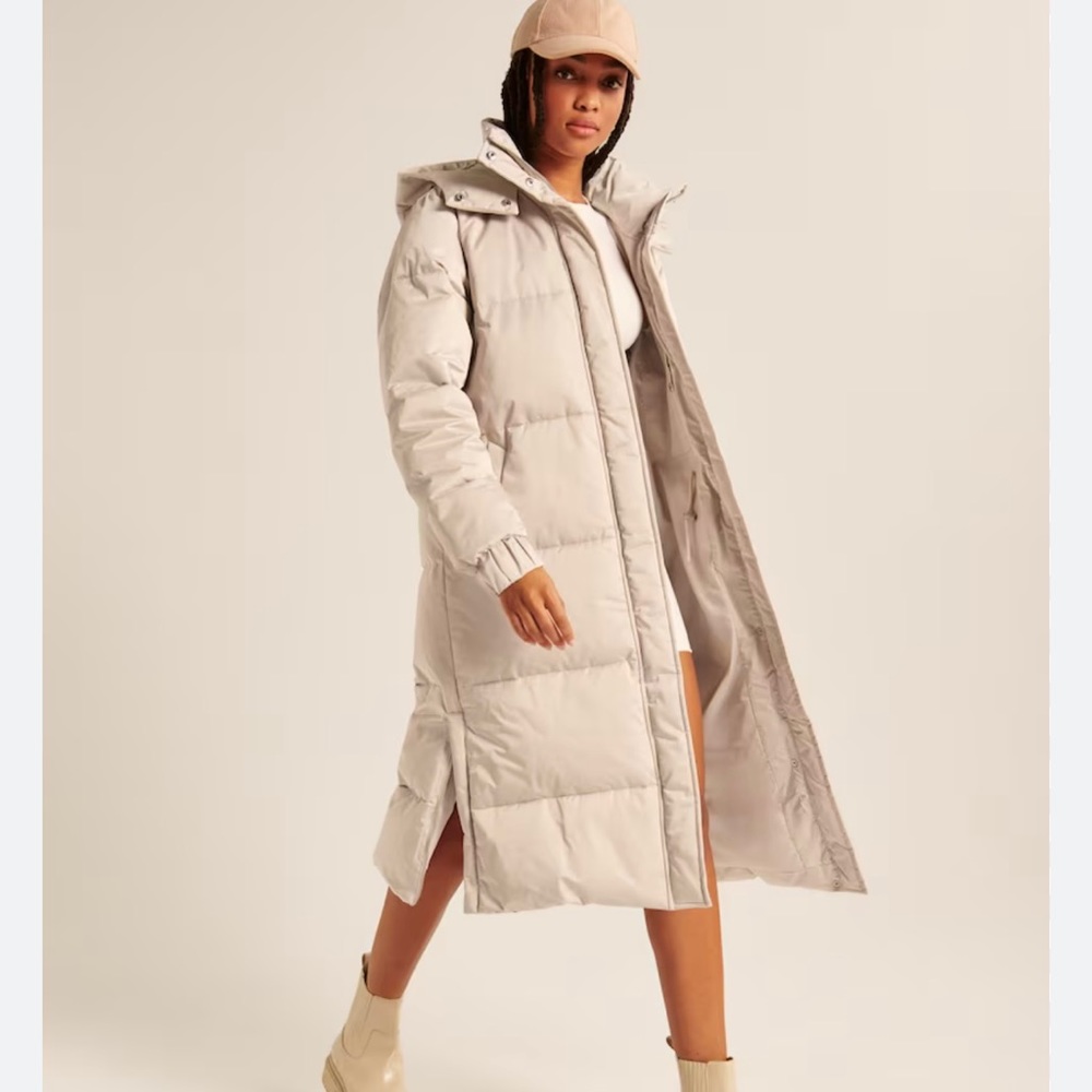 Abercrombie ultra long puffer size M